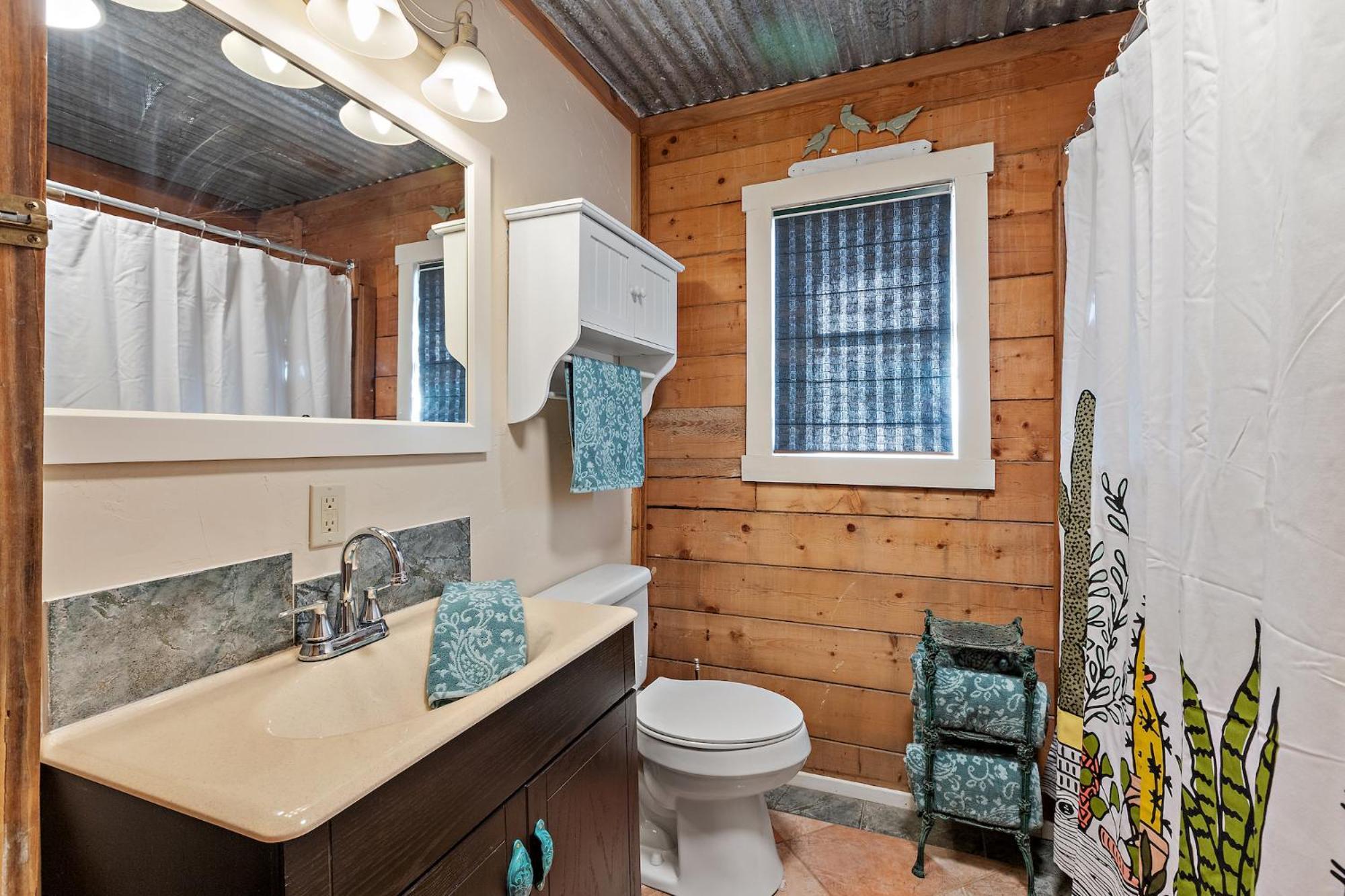 Mighty Oak Log Cabin Fredericksburg Exterior photo